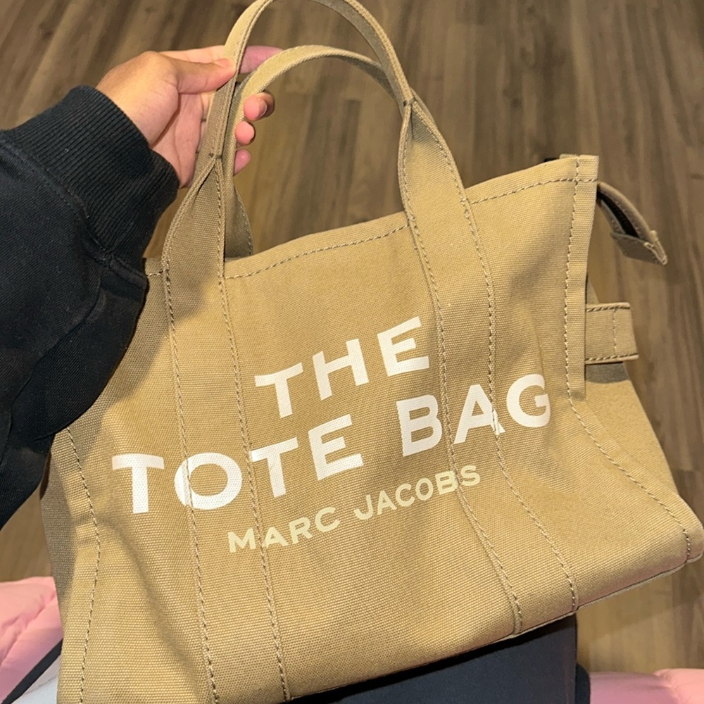 MARC JACOB MEDIUM TOTE BAG
